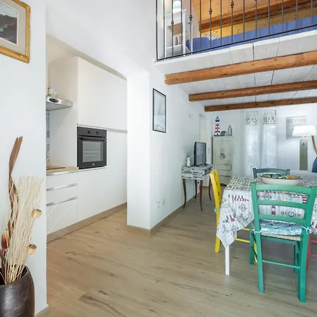 Casa Corsa - Goelba Apartment *