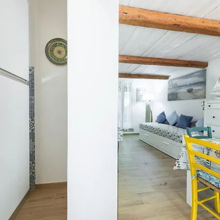 Apartment Casa Corsa - Goelba Pomonte