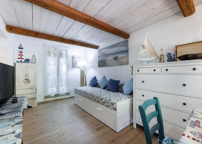 Casa Corsa - Goelba * Pomonte